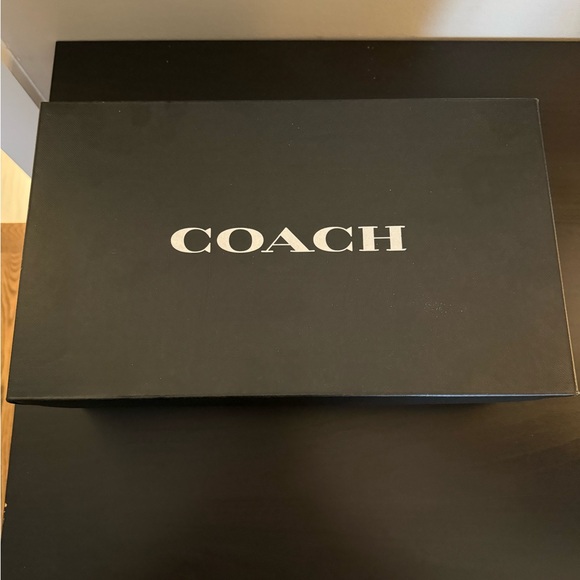 Coach C Coin Suede Driver - Picture 7 of 7